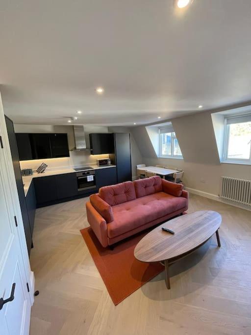 Apartments In The Heart Of Richmond, London Richmond  Eksteriør bilde